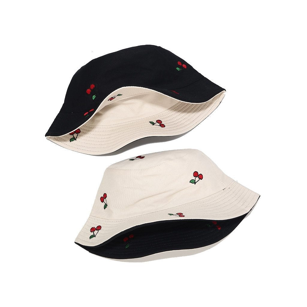 Endless Cherry Bøttehatter Sort Offwhite