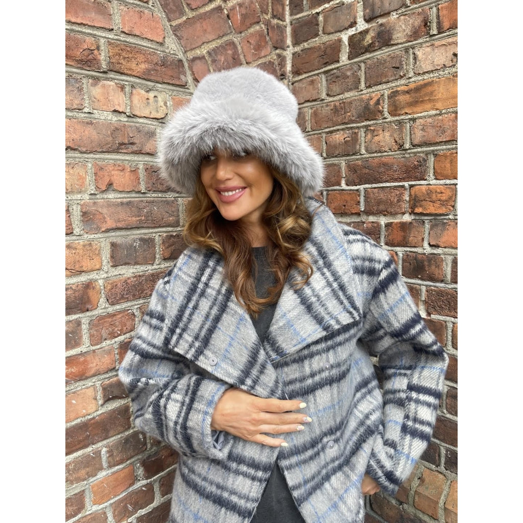 Endless Pelshatt Bøttehatter Lys grå