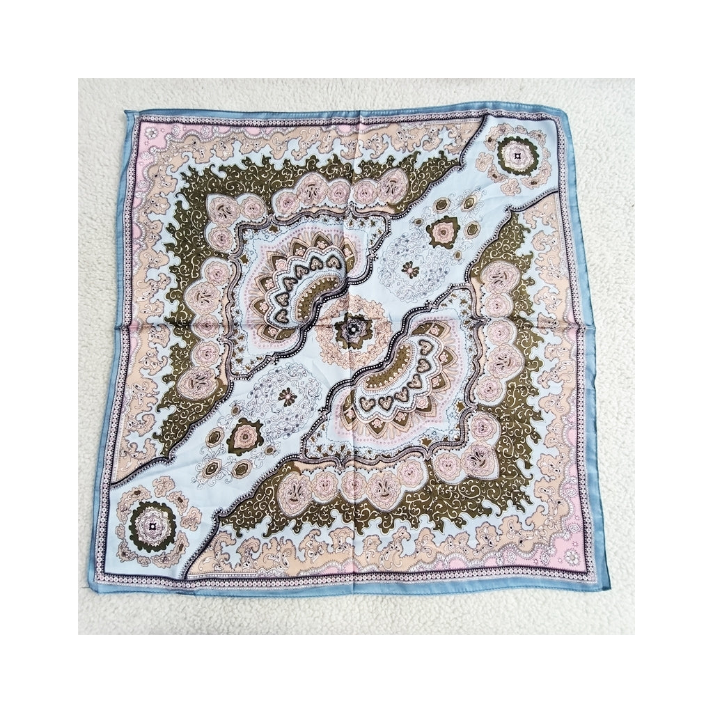 Endless bandana Bandanas Lys blå