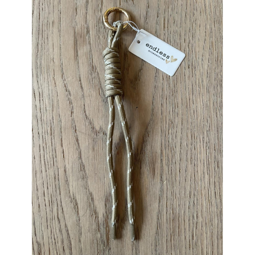 Endless Bag charm Veskepynt Taupe