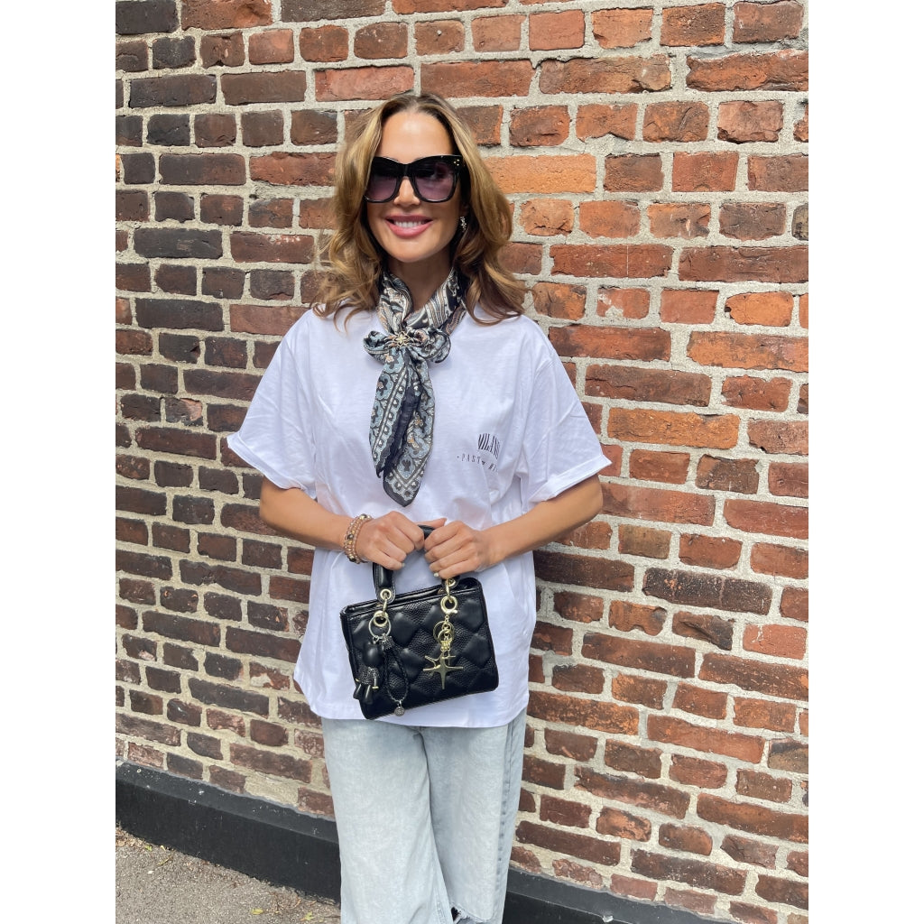 Endless Calina Vesker Sort