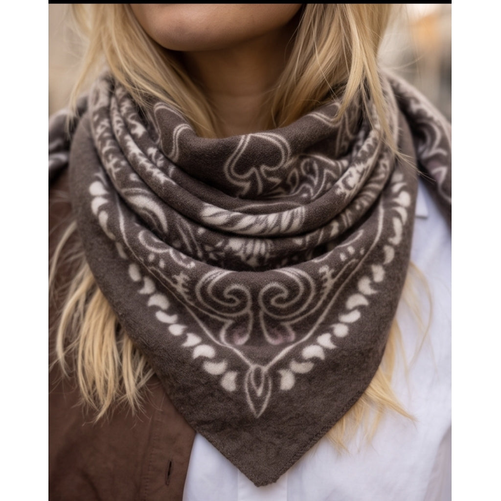 Endless Manipur scarf Skjerf Mørk brun