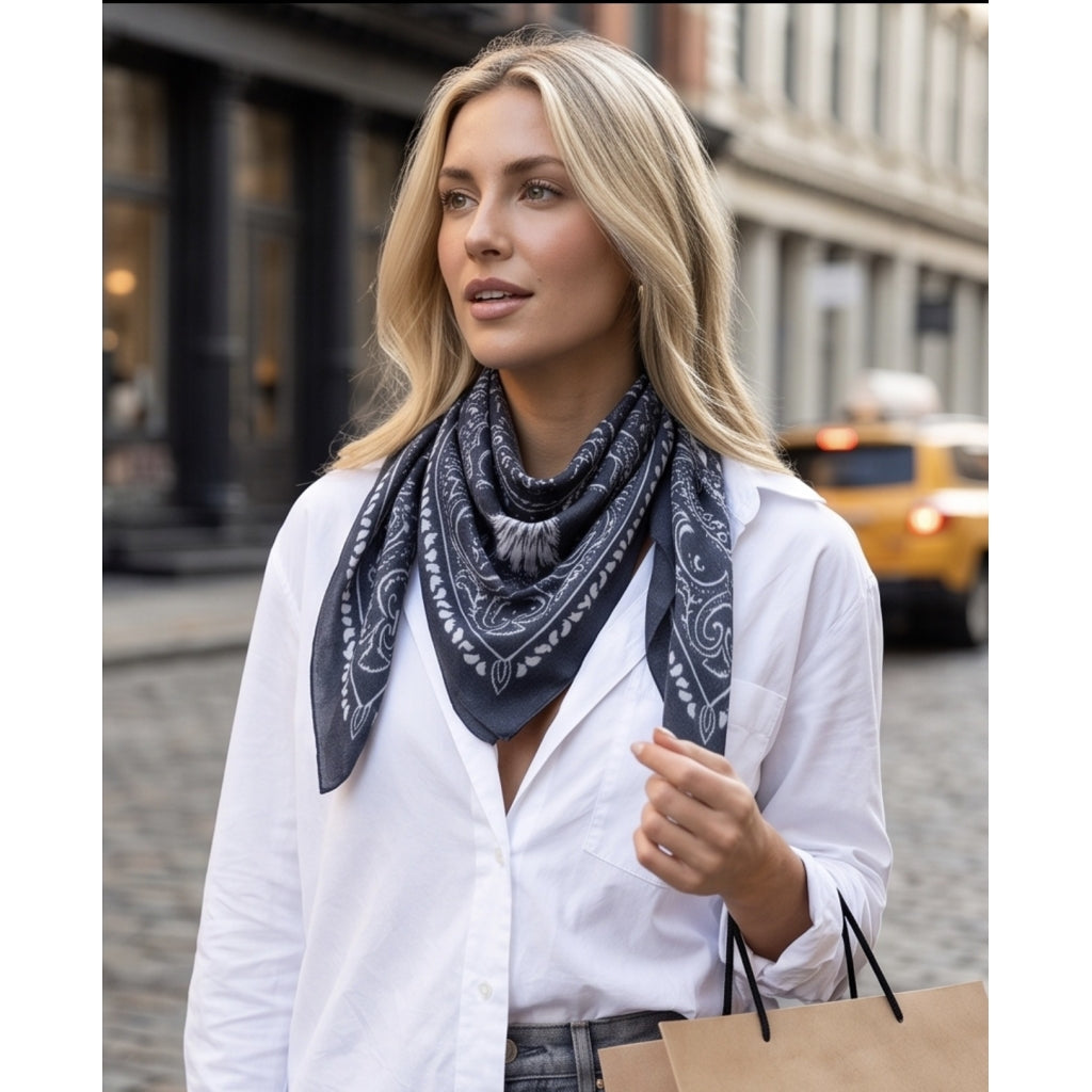 Endless Manipur scarf Skjerf Sort