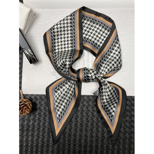 Endless smal bandana Smal Bandanas Sort